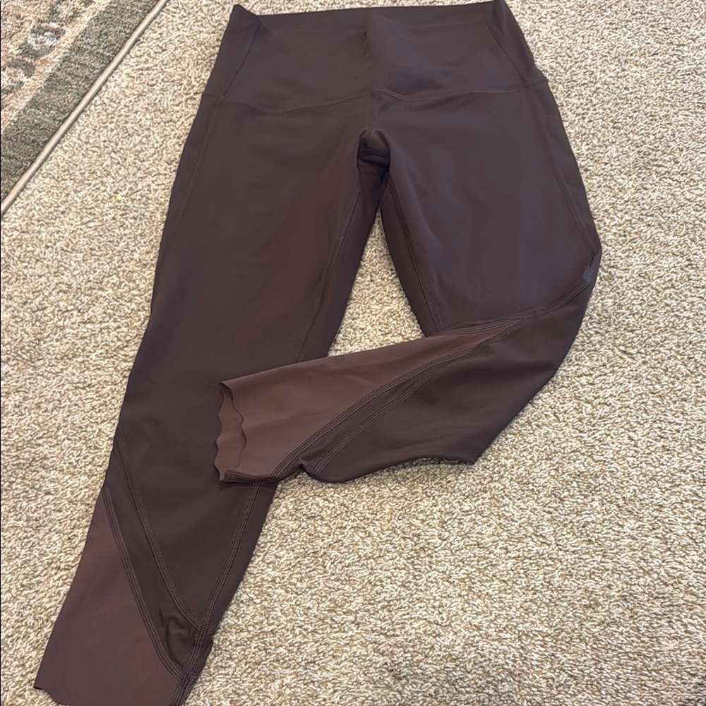 Lululemon Like new High-Waist Brown 23” Leggings size 8 rare design